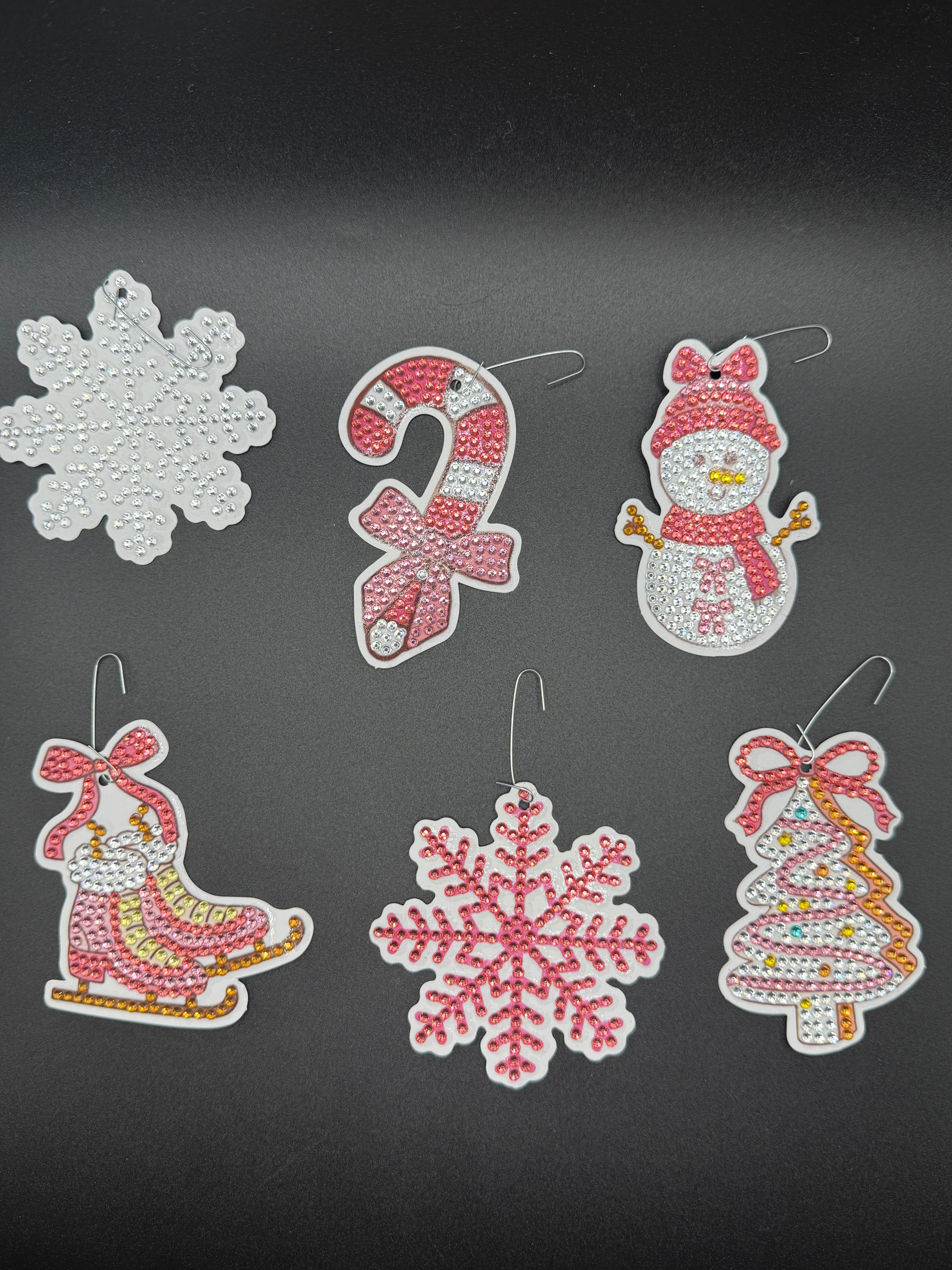 Diamond painting Christmas ornaments